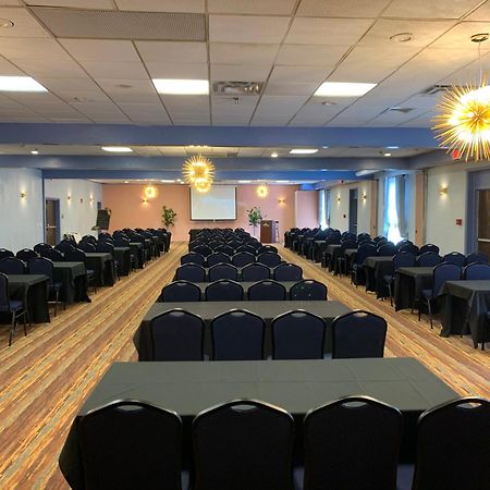 Albany Airport Inn Экстерьер фото