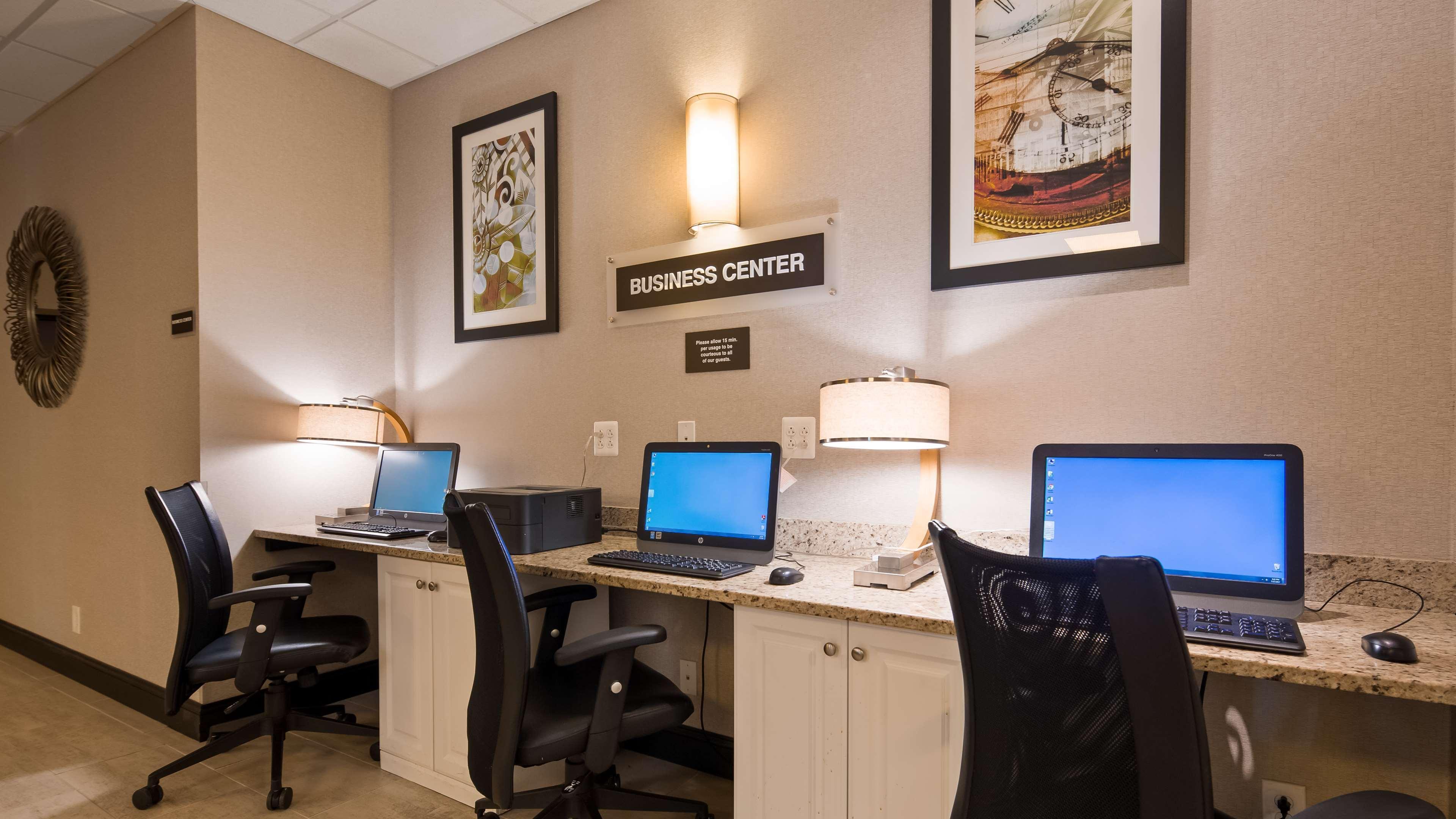 Albany Airport Inn Экстерьер фото