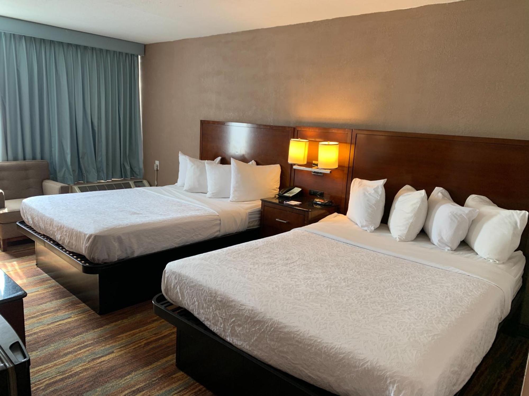 Albany Airport Inn Экстерьер фото